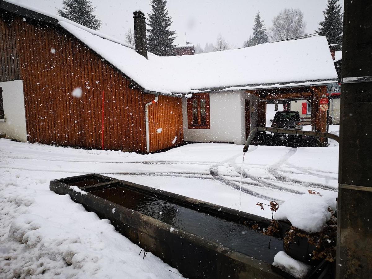 Le Chalet D'Auguste 2 A 12 Personnes Villa Morzine Exterior photo