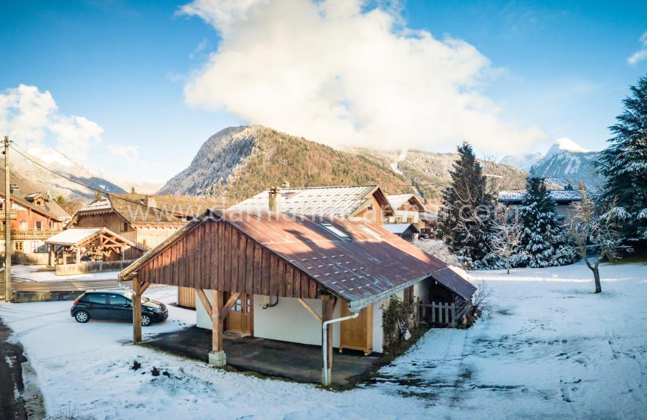 Le Chalet D'Auguste 2 A 12 Personnes Villa Morzine Exterior photo