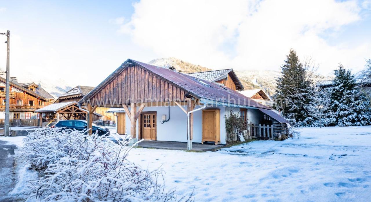 Le Chalet D'Auguste 2 A 12 Personnes Villa Morzine Exterior photo