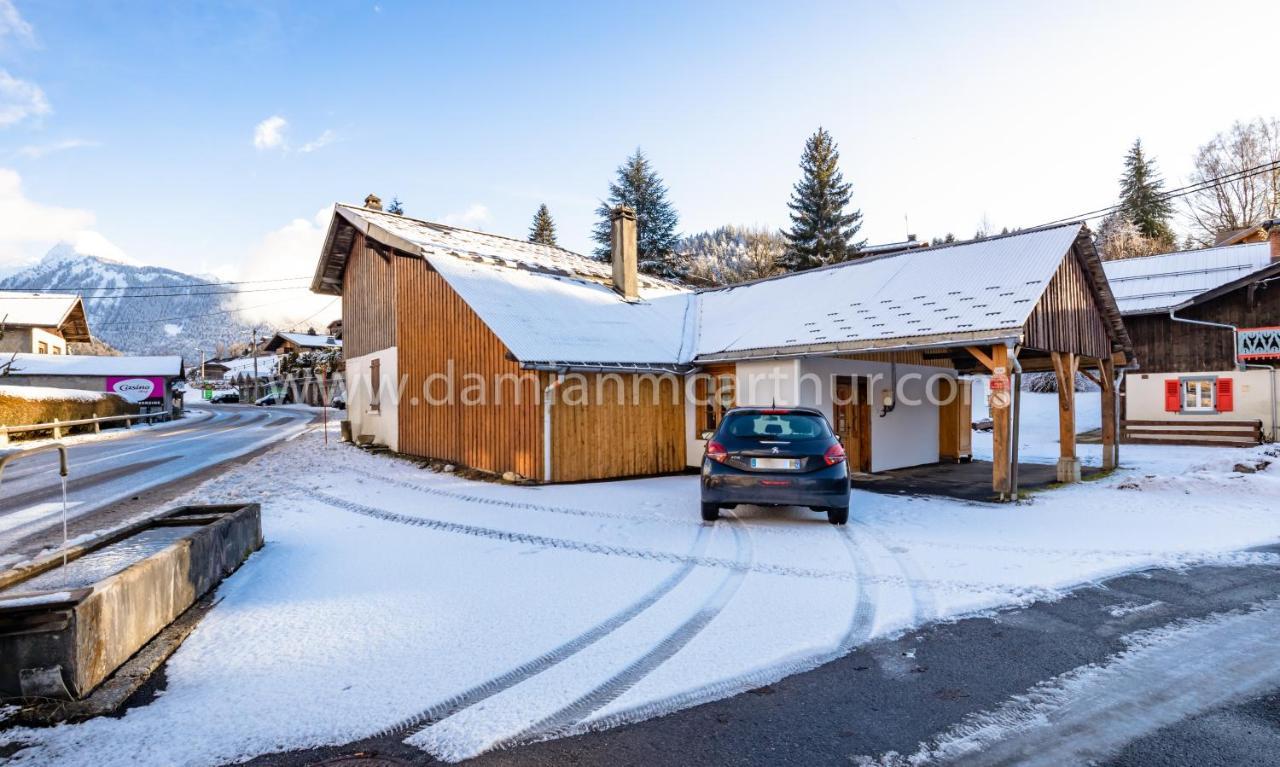 Le Chalet D'Auguste 2 A 12 Personnes Villa Morzine Exterior photo